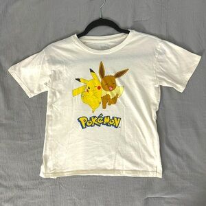 cream pokemon top